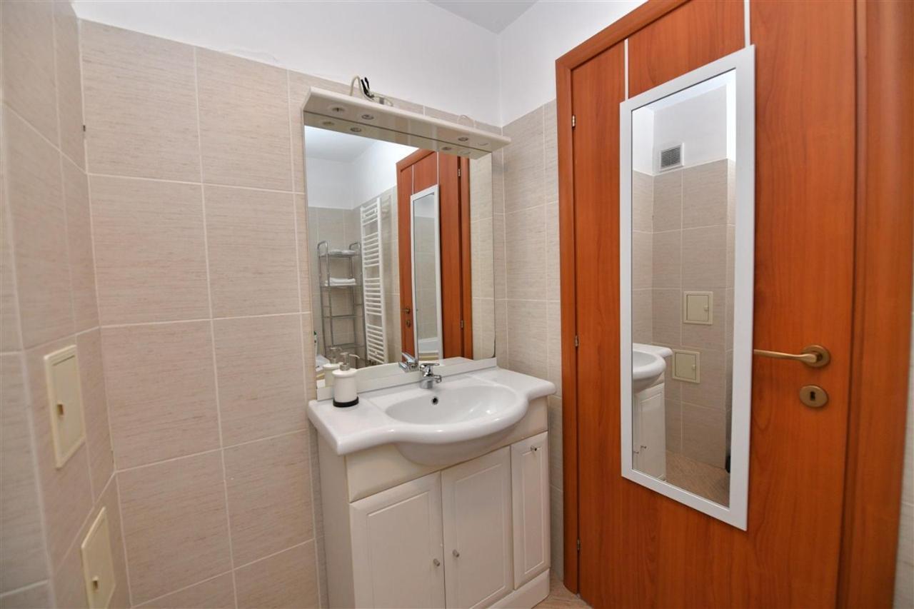 Apartament Lux 1 Mai Pod Bucureşti Exterior foto